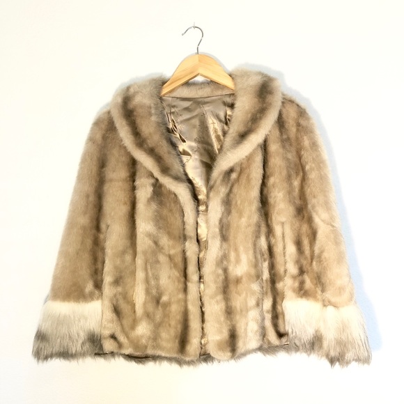 Regina Glenara Jackets & Blazers - Vintage Faux Fur Cropped Cape Tan & Light Gray